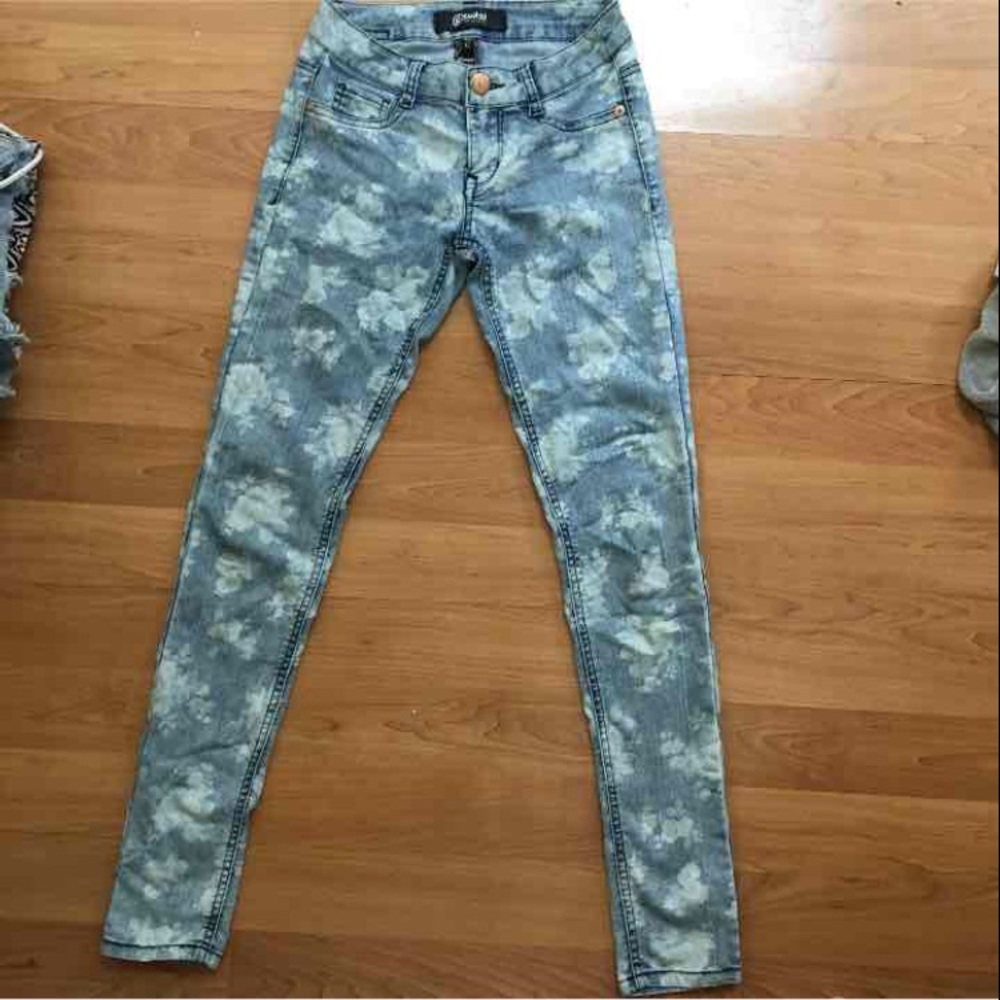 High rise floral stretch skinny jeans
