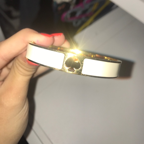 •Kate Spade Bangle• - Picture 2 of 4