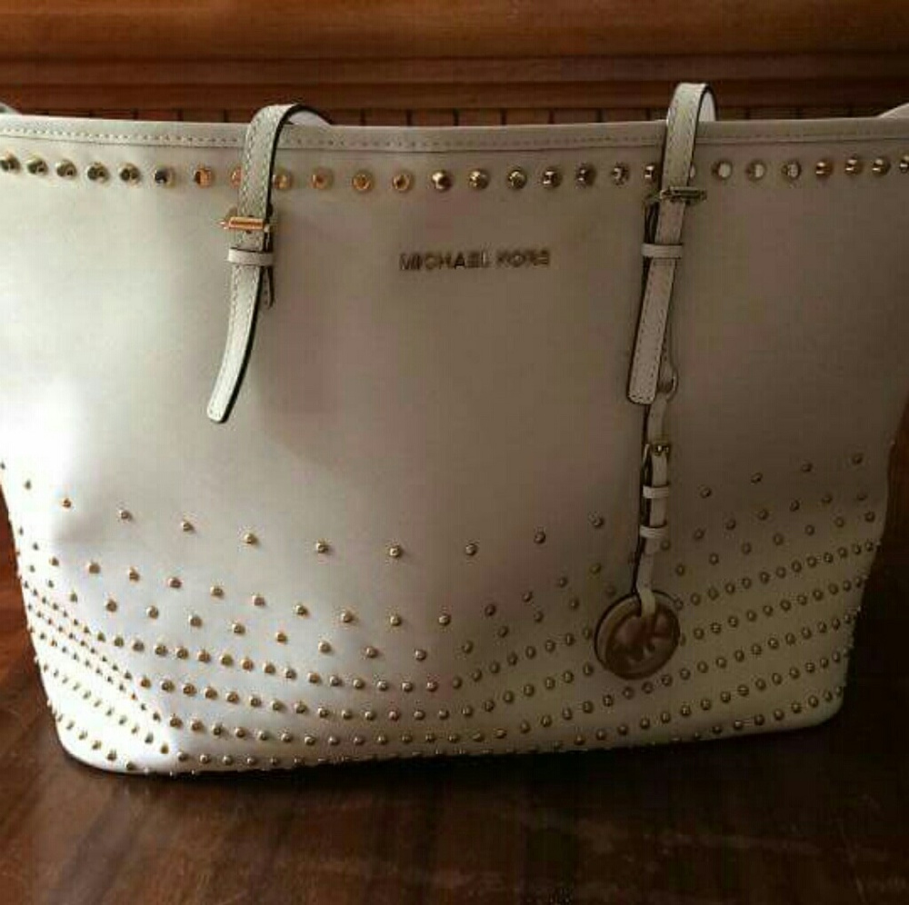 MK tote
