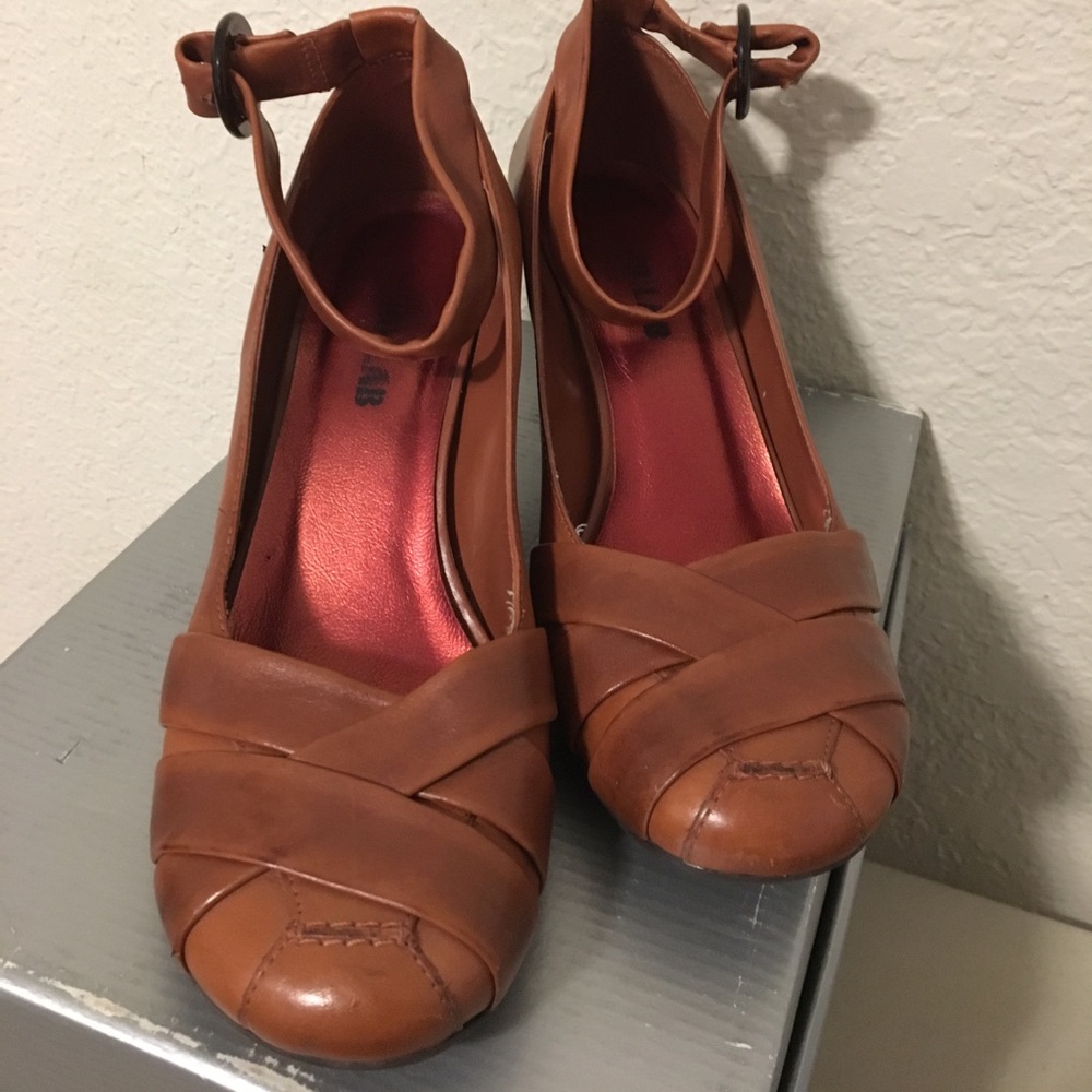 Cognac Leather Wedge