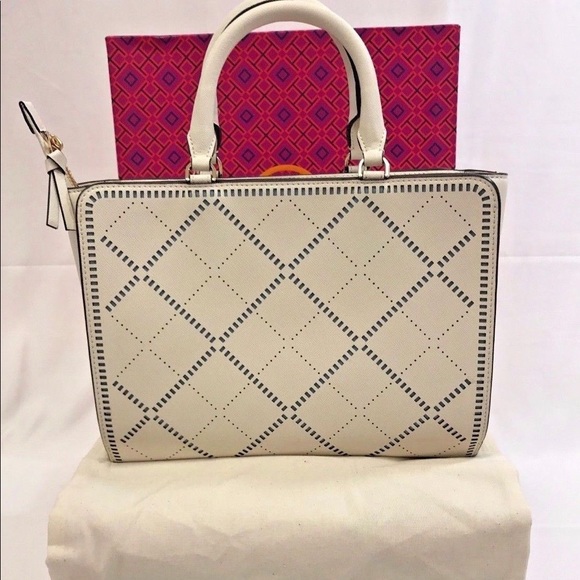 Tory Burch Robinson Crosshatch Zip Tote - Picture 7 of 8