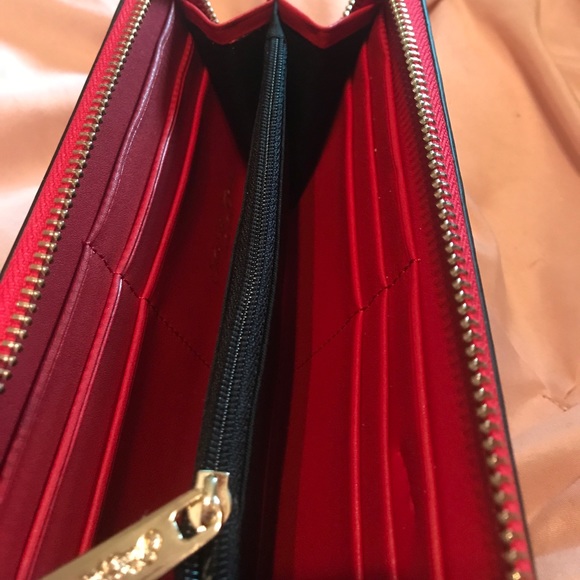 Red Wallet - Picture 2 of 2