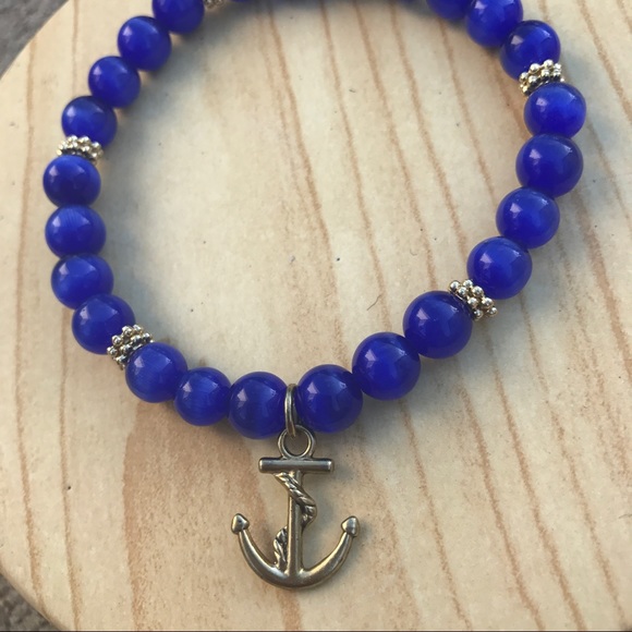 Handmade Anchor Bracelet - Picture 2 of 3