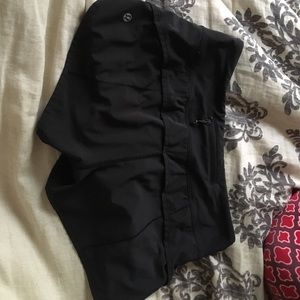Lululemon Speed Shorts 2.5"