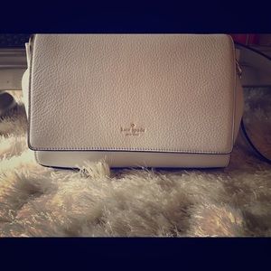 Kate Spade cream shoulder bag