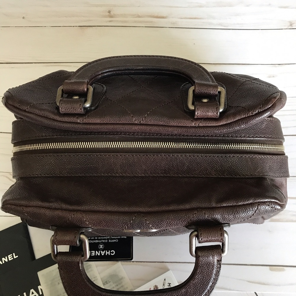 CHANEL Caviar Quilted CC Doctor Bag Brown - Picture 3 of 8