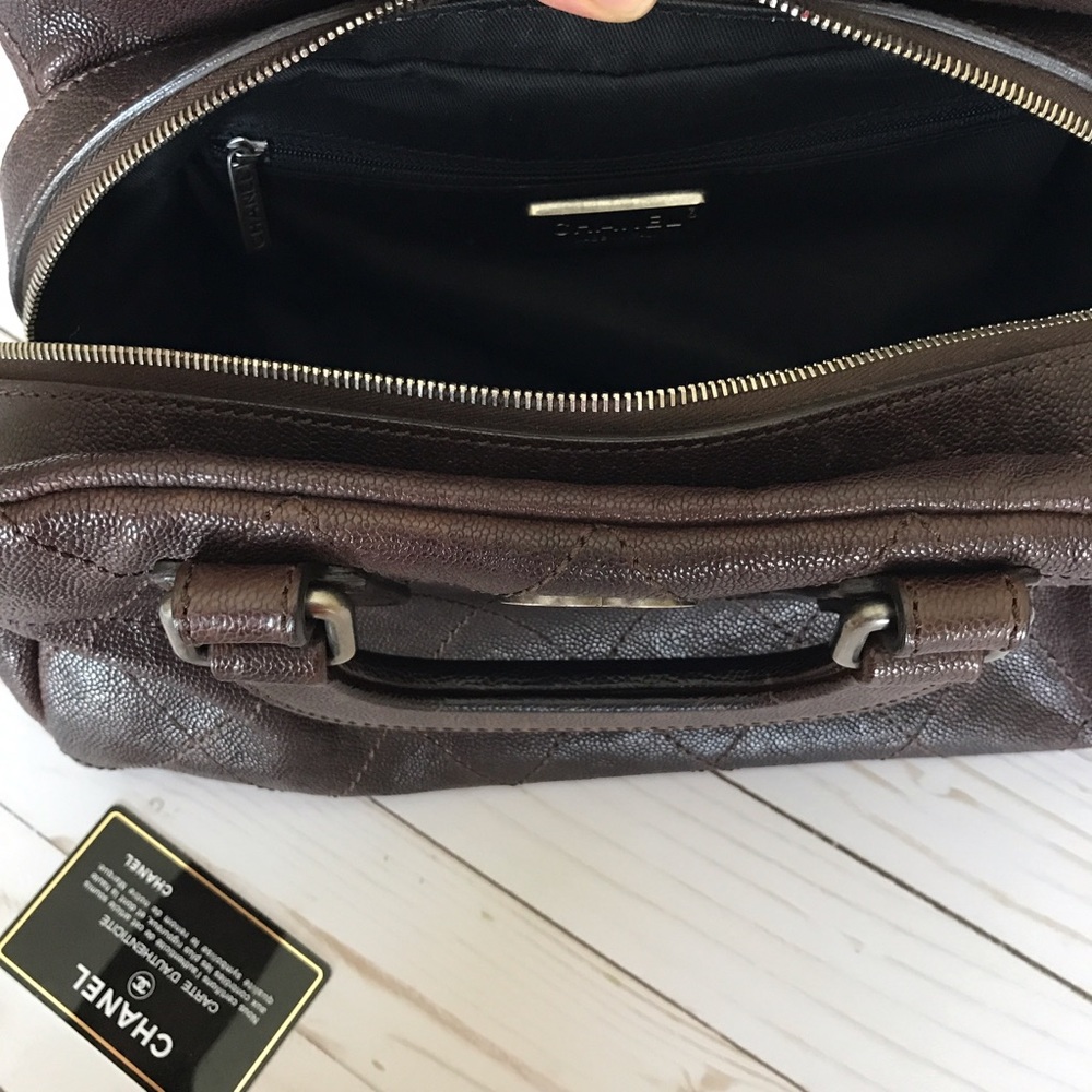 CHANEL Caviar Quilted CC Doctor Bag Brown - Picture 5 of 8