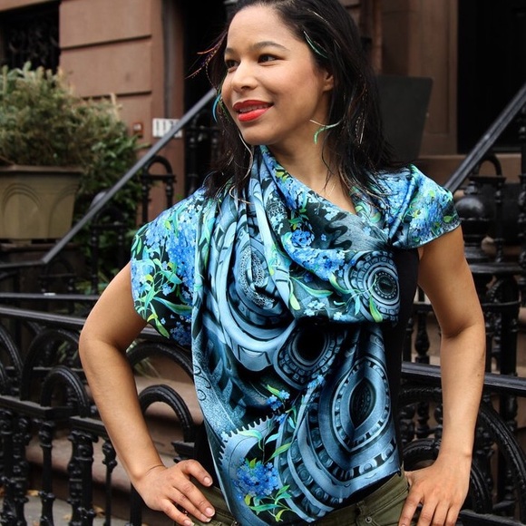 100% silk square scarf wrap "Forget-me-nots" grey blue floral - Picture 4 of 8