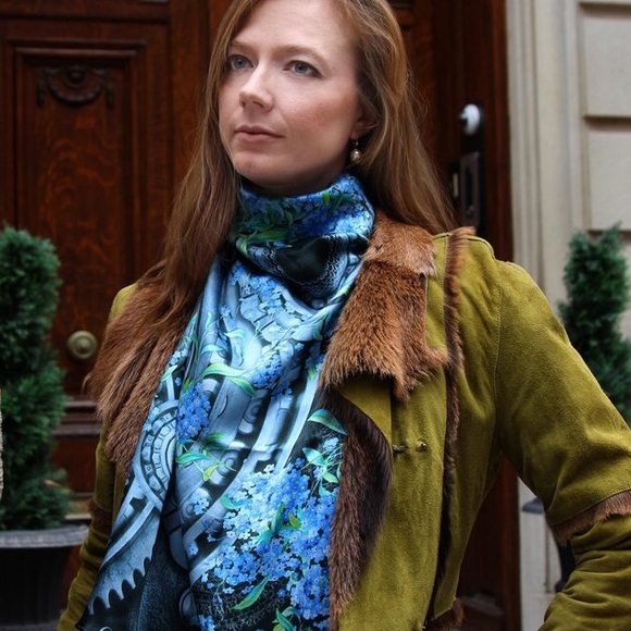 100% silk square scarf wrap "Forget-me-nots" grey blue floral - Picture 5 of 8