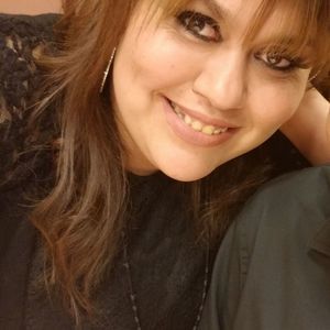 Meet your Posher, Daniela