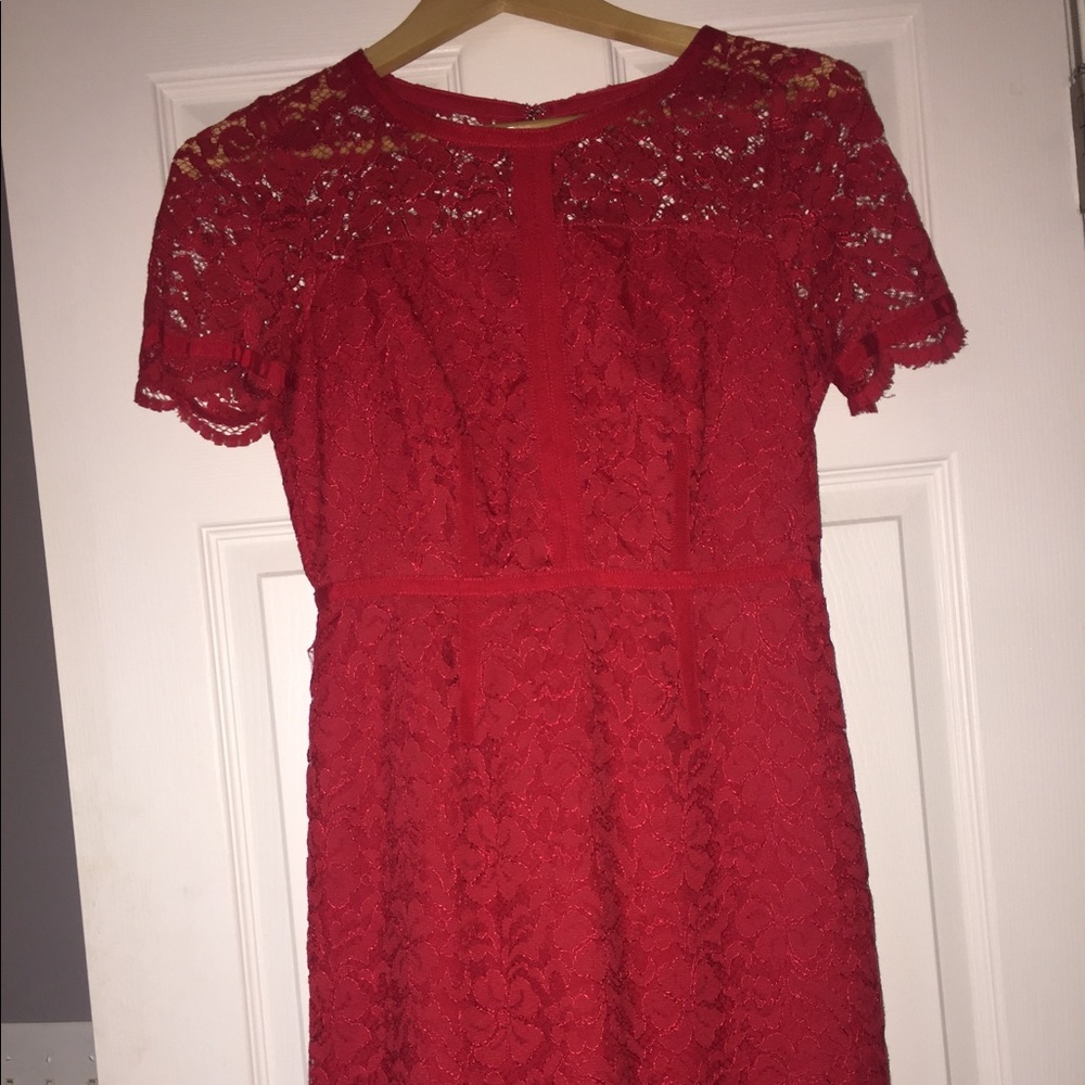 ELLE Red Scallop bottomed dress!!