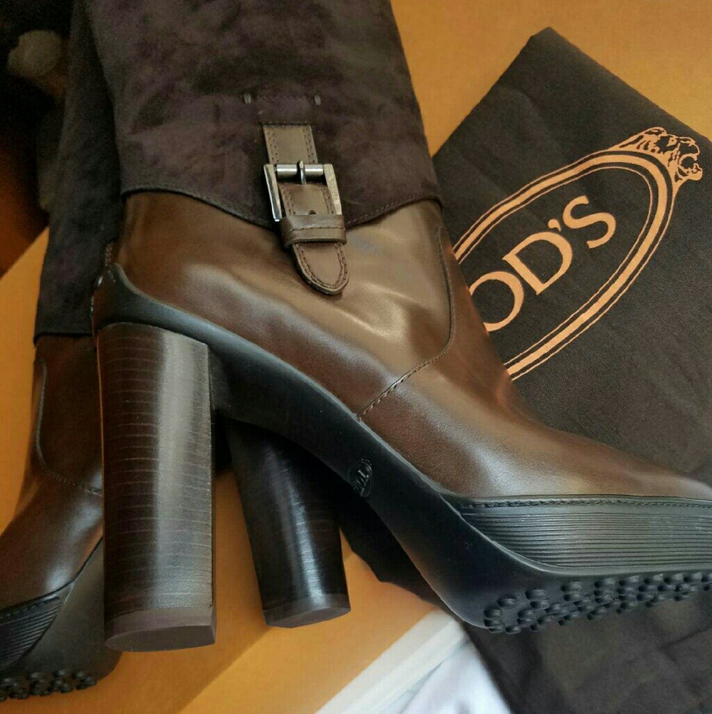 TOD’S Knee high Suede &Leather boots - Picture 5 of 8
