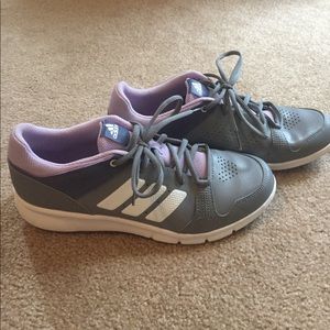 Adidas training tennis shoes size 9