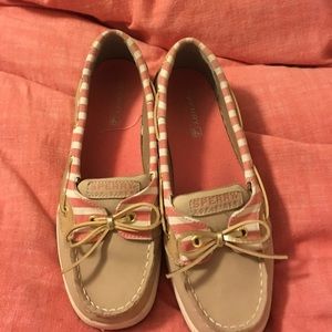 Sperry top sider size 5