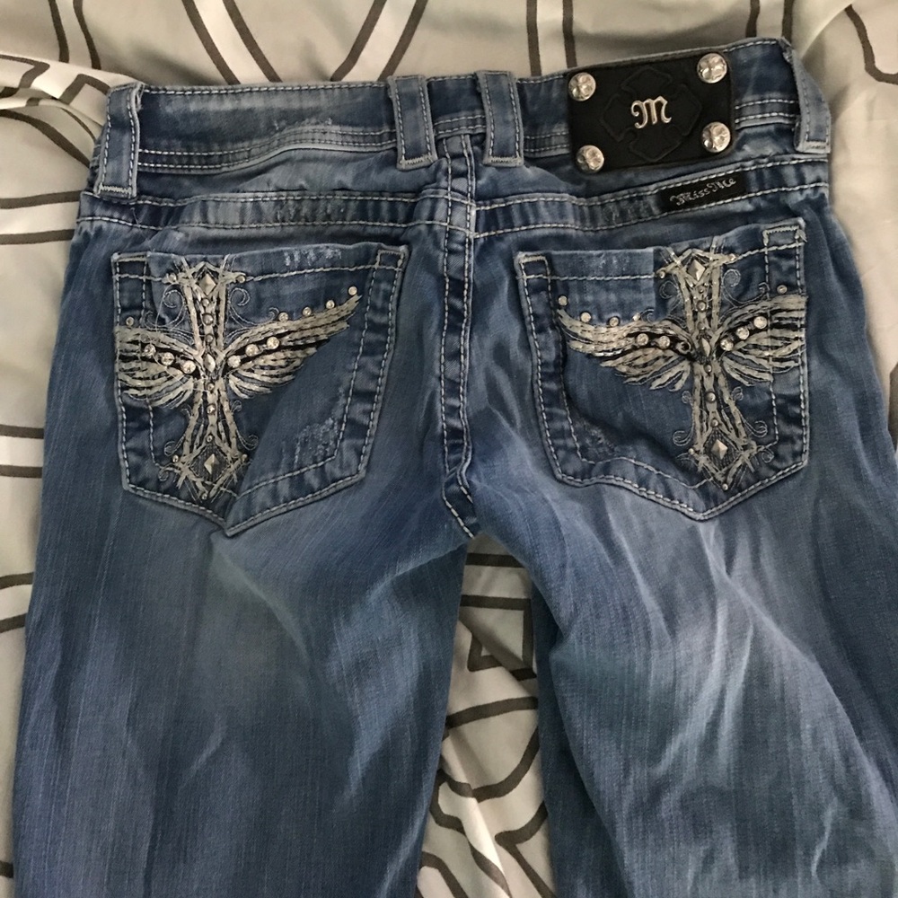 size 27 miss me jeans!