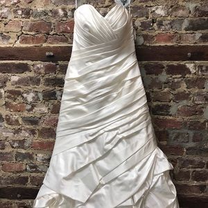 Ivory Wedding dress