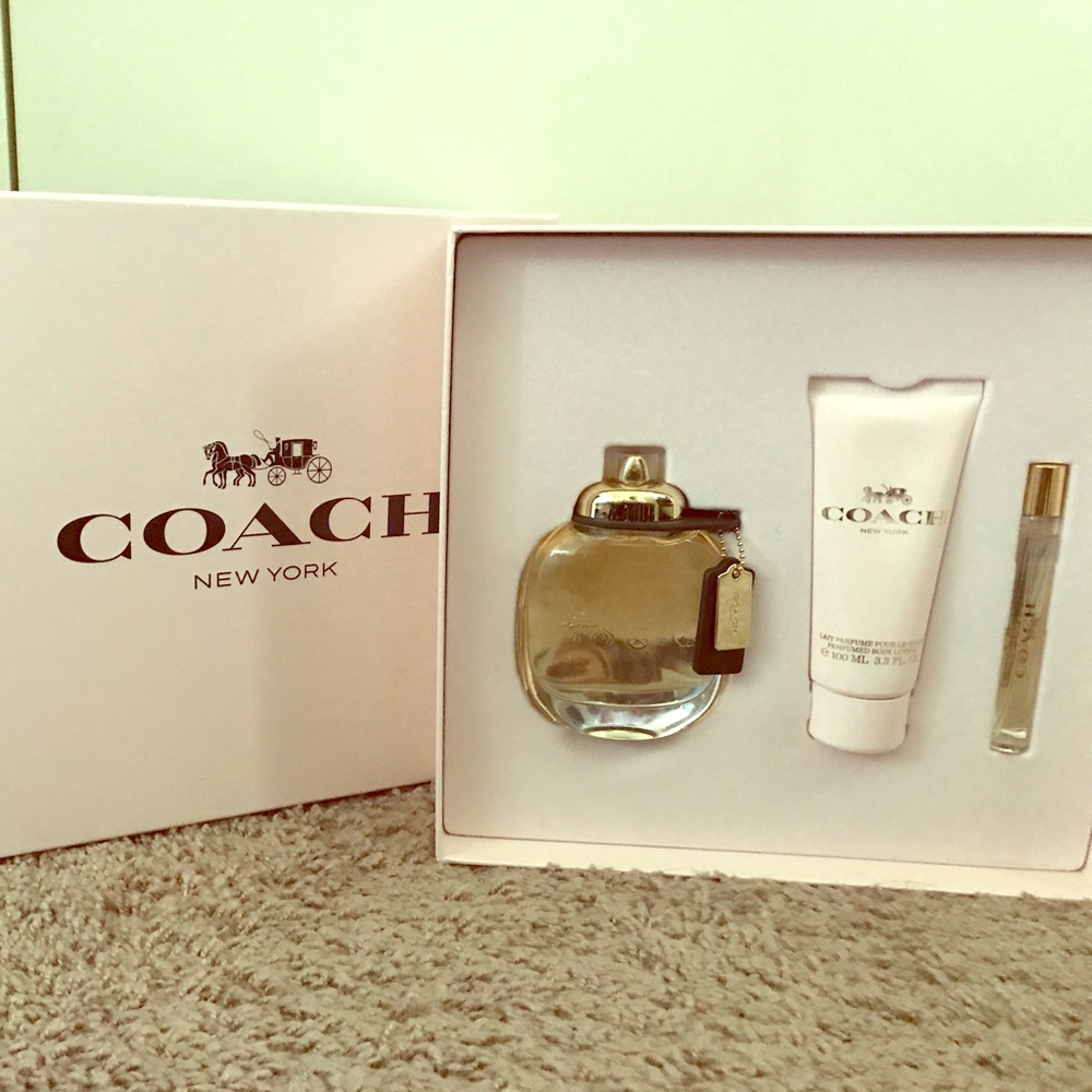 Coach perfume set