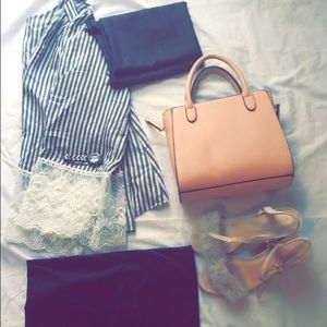 Meet your Posher, Amina