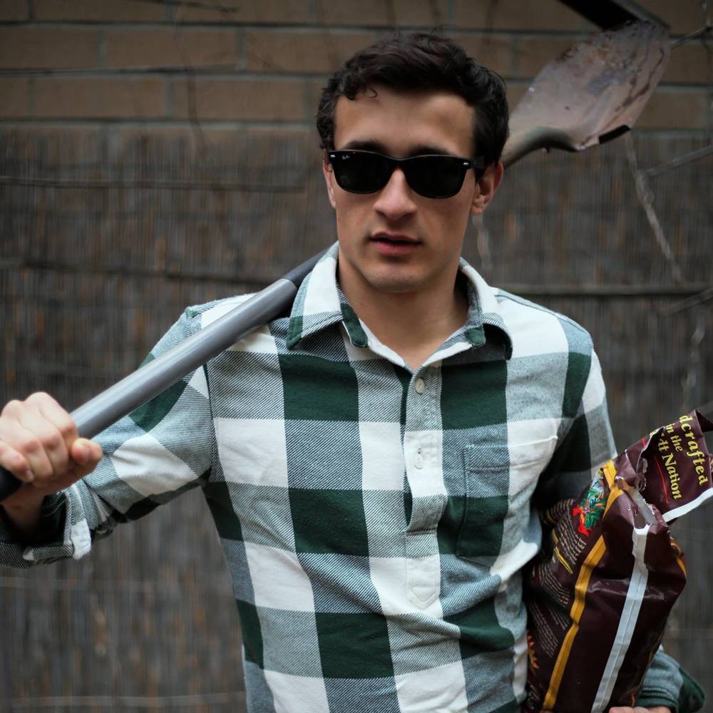 Meet your Posher, Jonathan