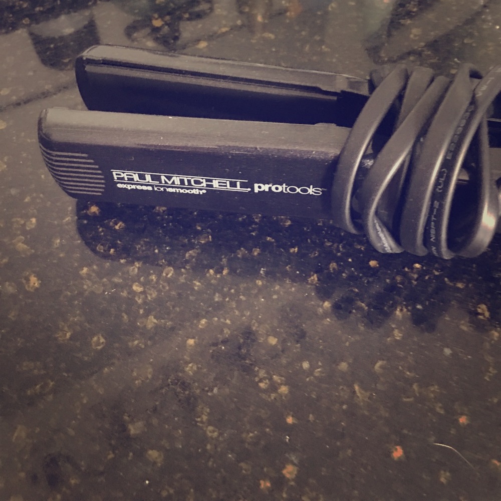 Paul Mitchell Straightener