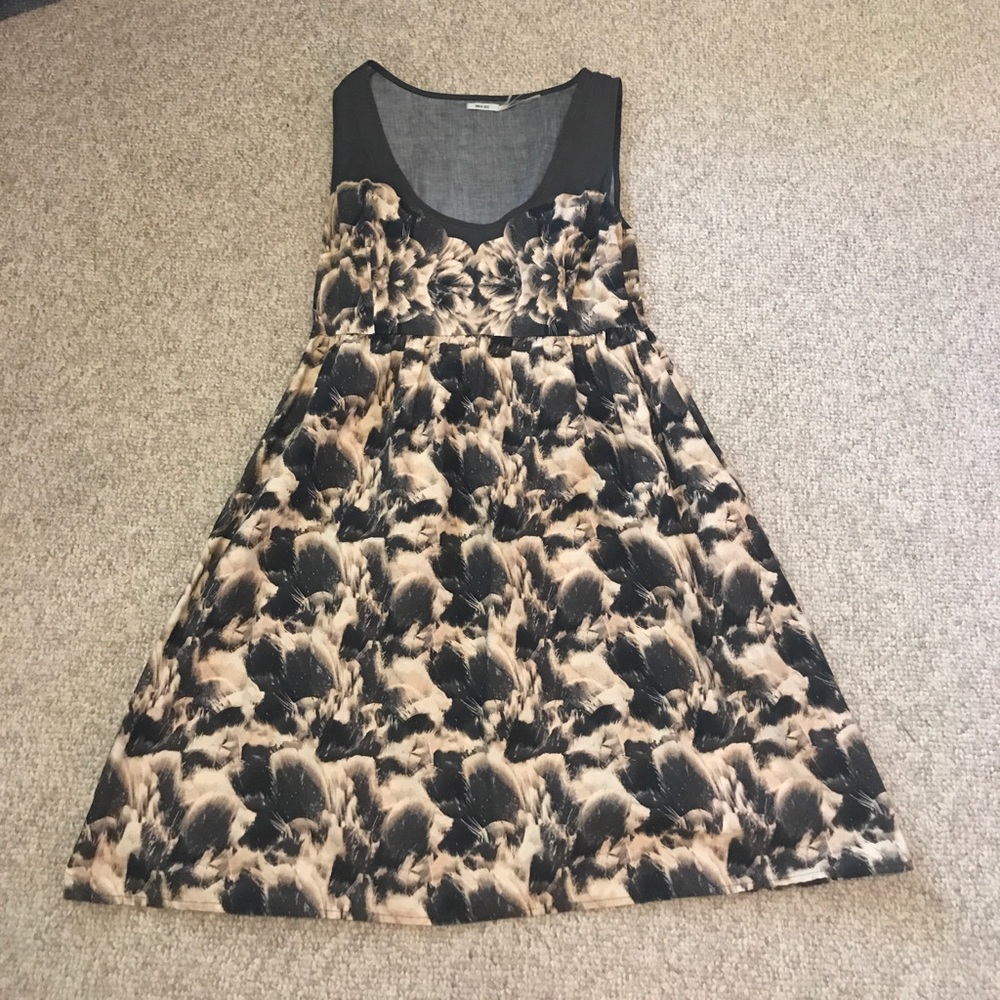 Kimchi Blue Sz 6 Urban Outfitters Floral Dress