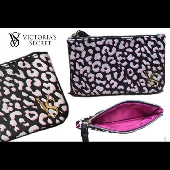 Victoria's Secret Leopard Print Wristlet - Picture 1 of 4