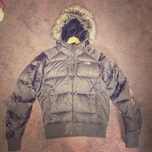 Gray North Face 550 winter coat