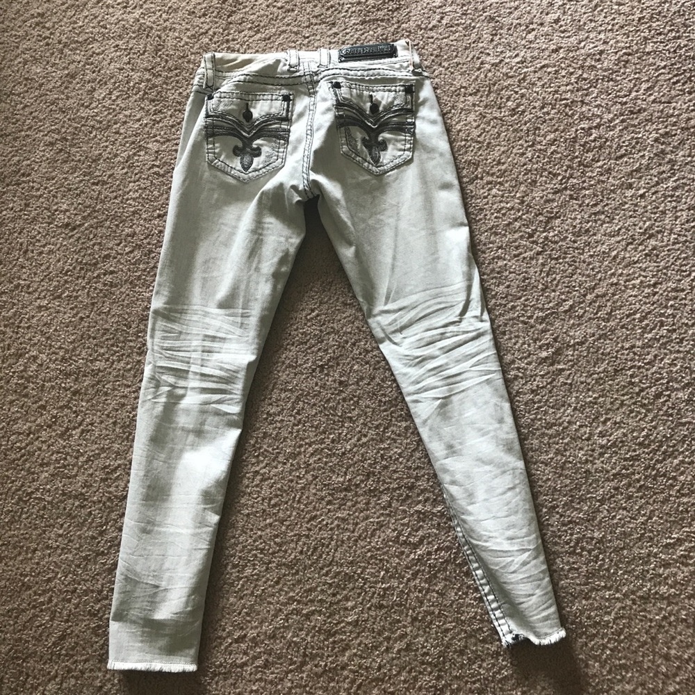 ✨FLASH SALE✨ROCK REVIVAL ANKLE SKINNIES!!💥