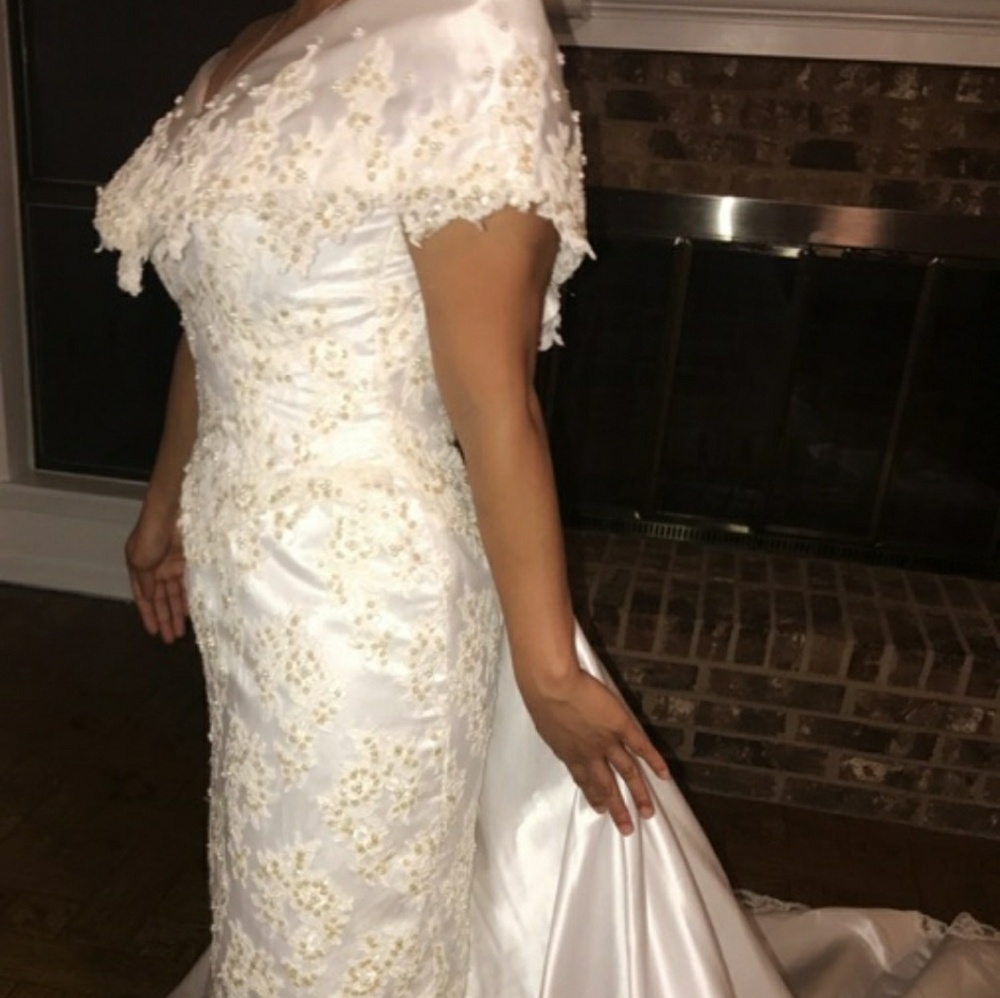 Alfred Angelo Wedding Dress
