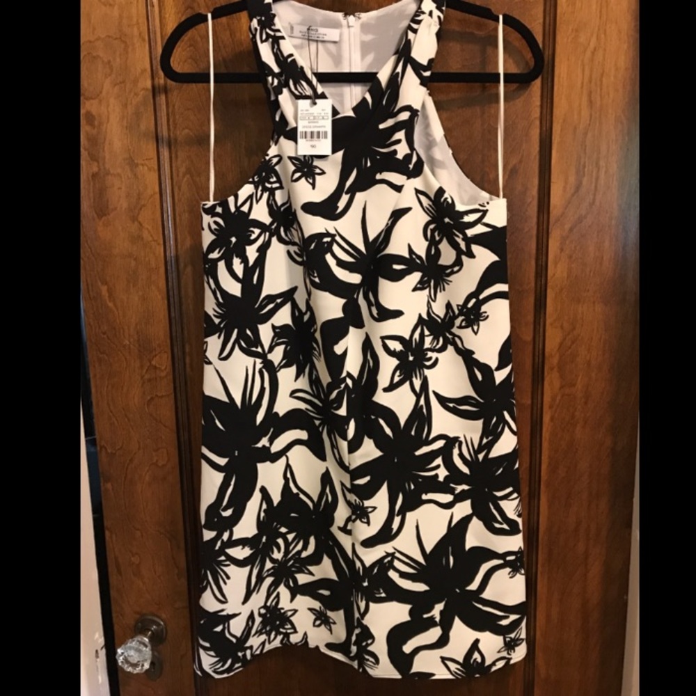 Black/white cocktail dress