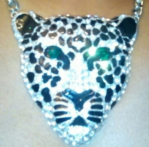 Necklace bracelet ring earring set - Picture 3 of 4