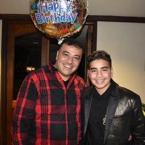 Meet your Posher, Romario