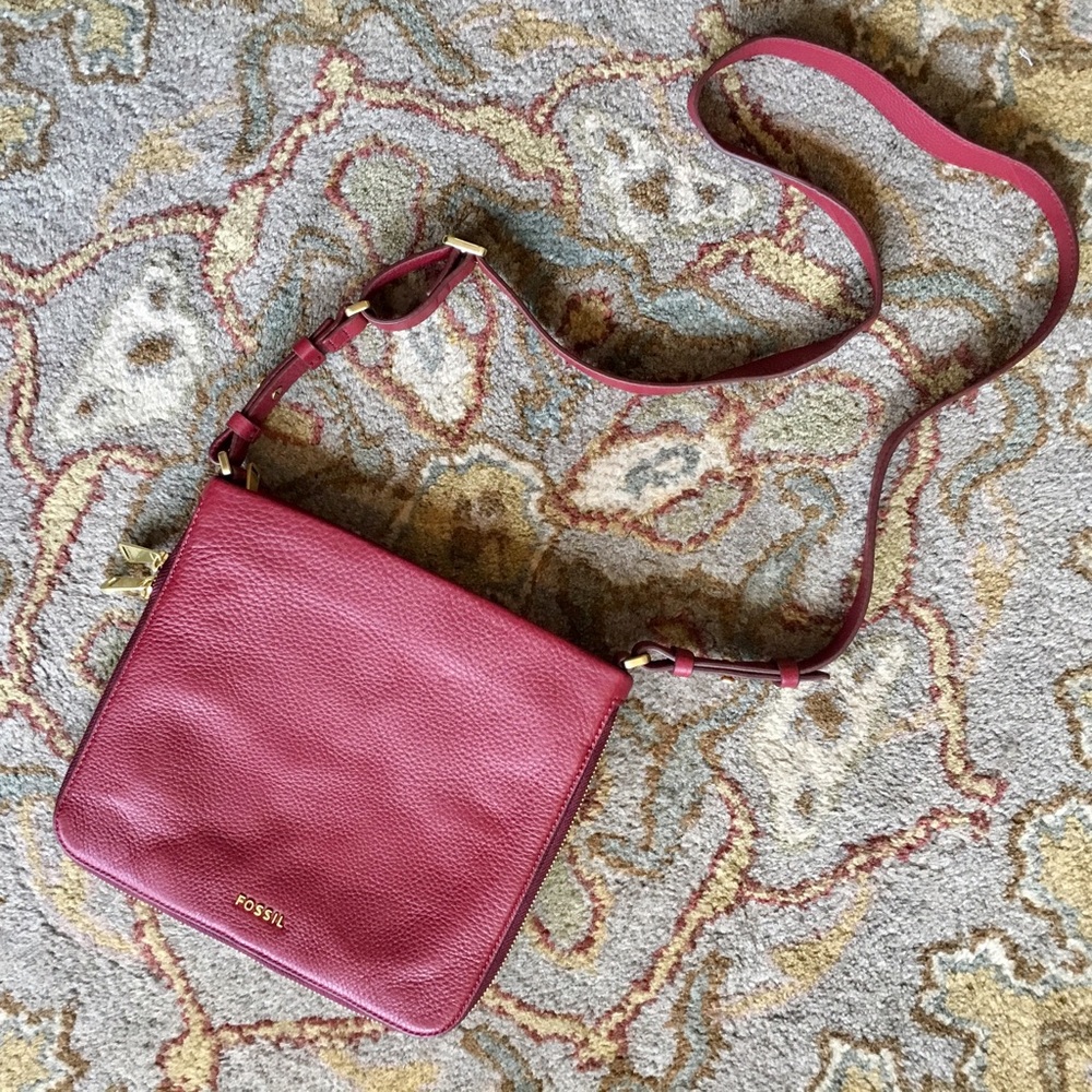 NWT Fossil Preston Cross-Body Bag, Wine - Picture 3 of 6