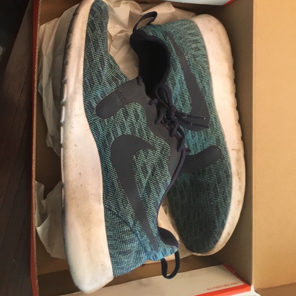 Nike Roshe - Picture 1 of 1