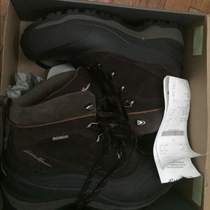 Eddie Bauer 10 brand new boots