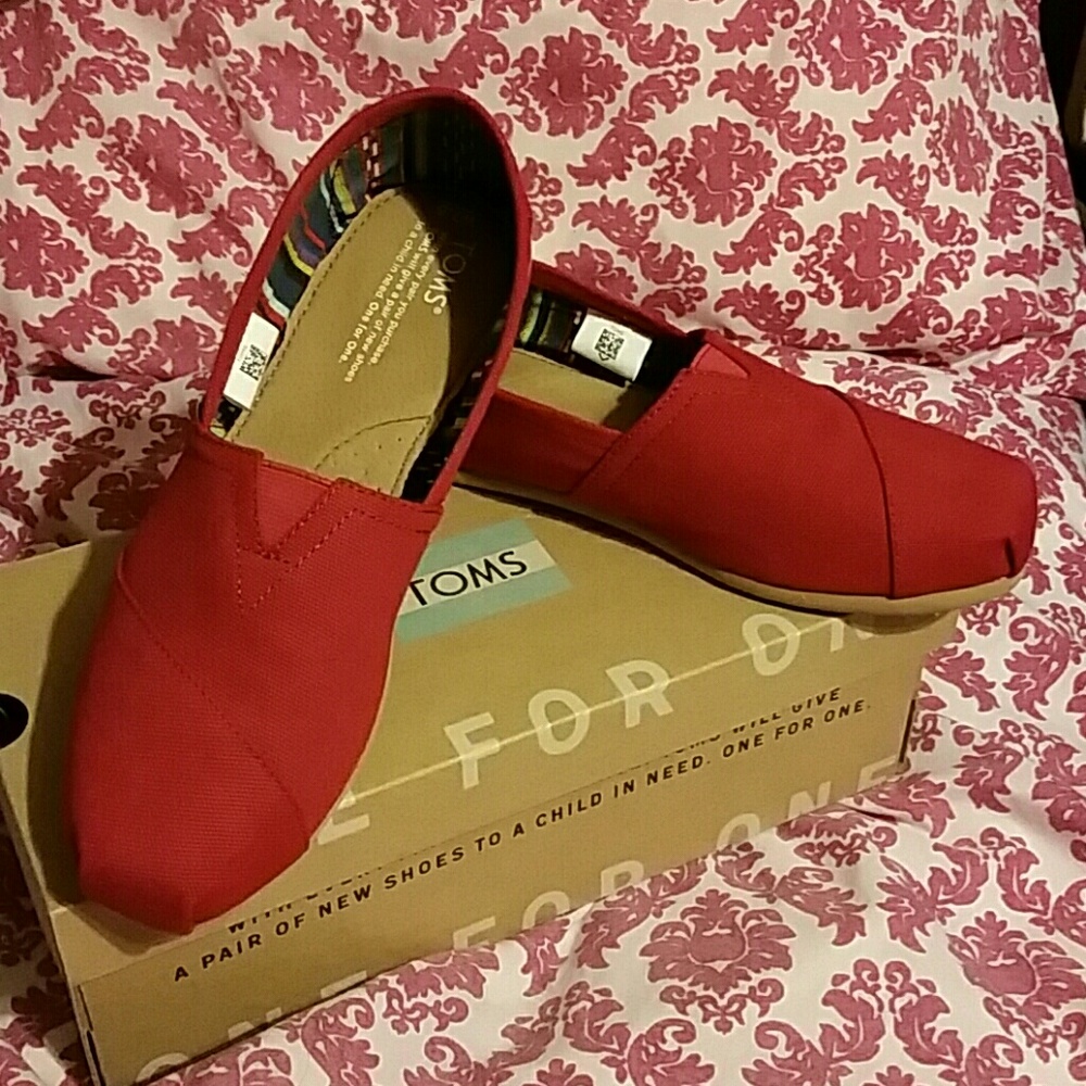 Red TOMS