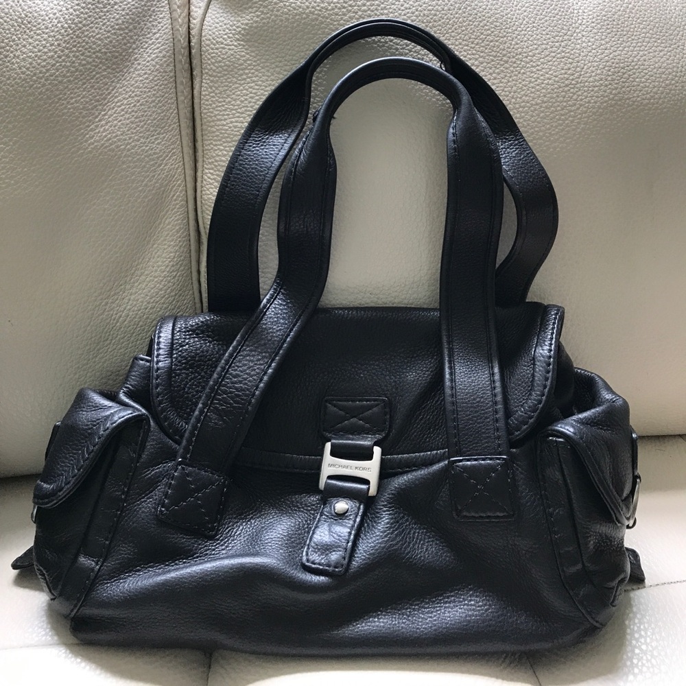 Like new Michael Kors leather bag