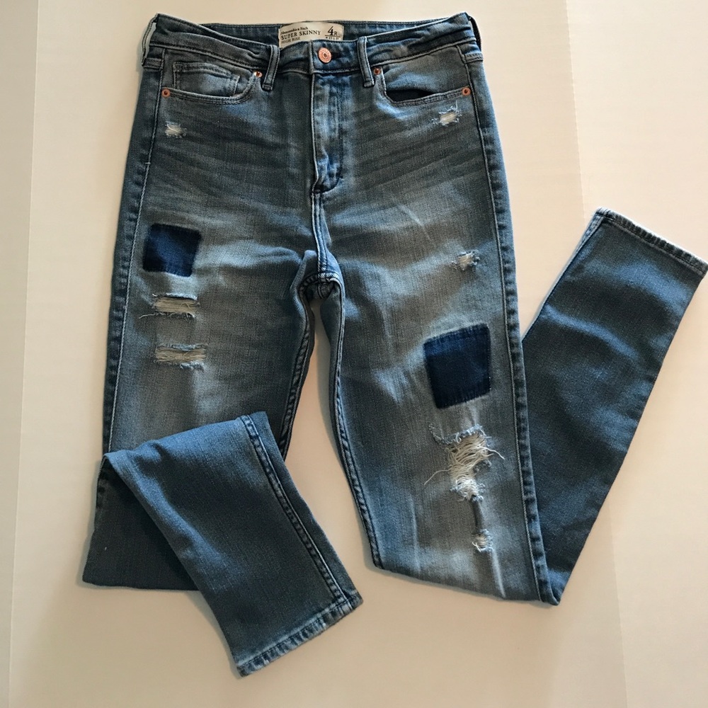 A&F Super Skinny high rise jeans - Picture 2 of 4