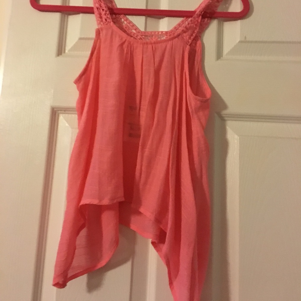 Pink tank