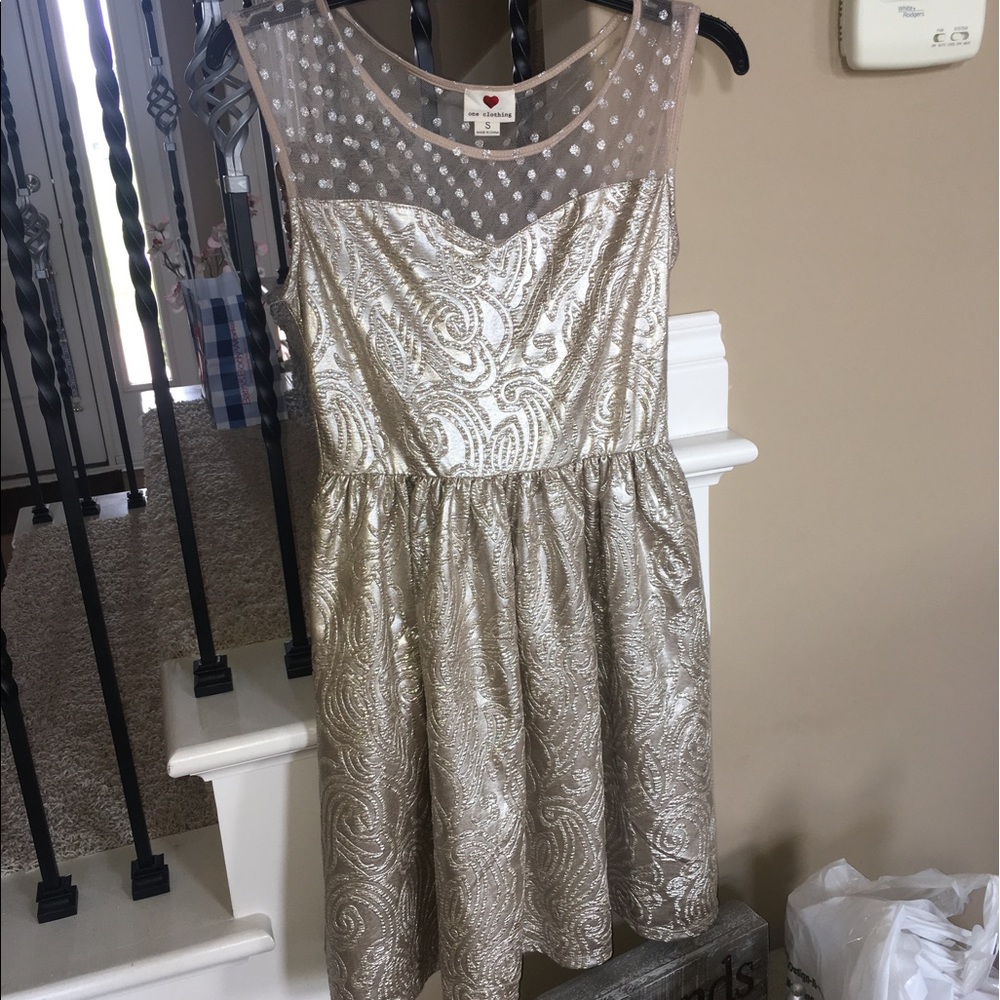 ONE CLOTHING short dress!