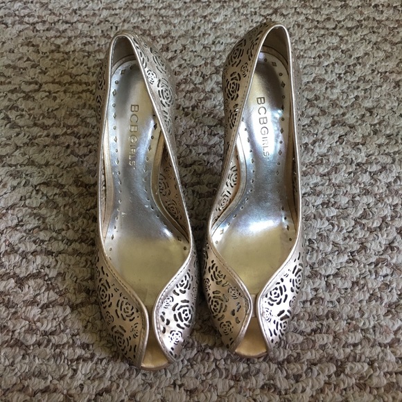 BCBG Gold Rose Peep Toe Heels - Picture 2 of 5