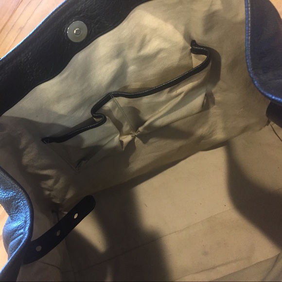 Tory butch perforated logo classic black tote - Picture 5 of 8