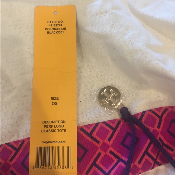 Tory butch perforated logo classic black tote - Picture 6 of 8