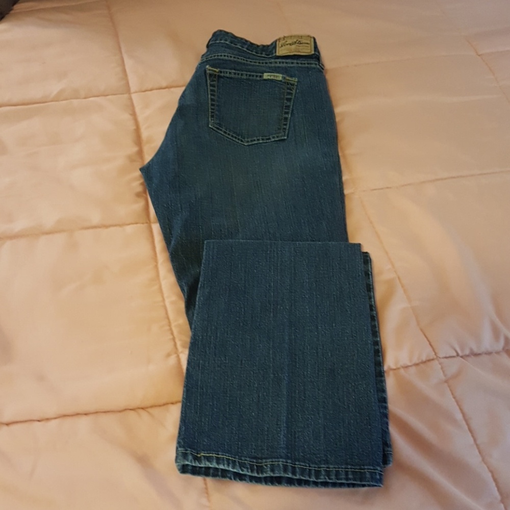 NWOT womans jeans
