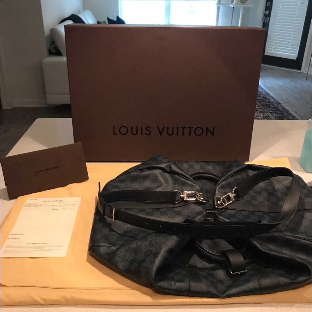 100% AUTHENTIC BRAND NEW LOUIS VUITTON WITH TAGS!