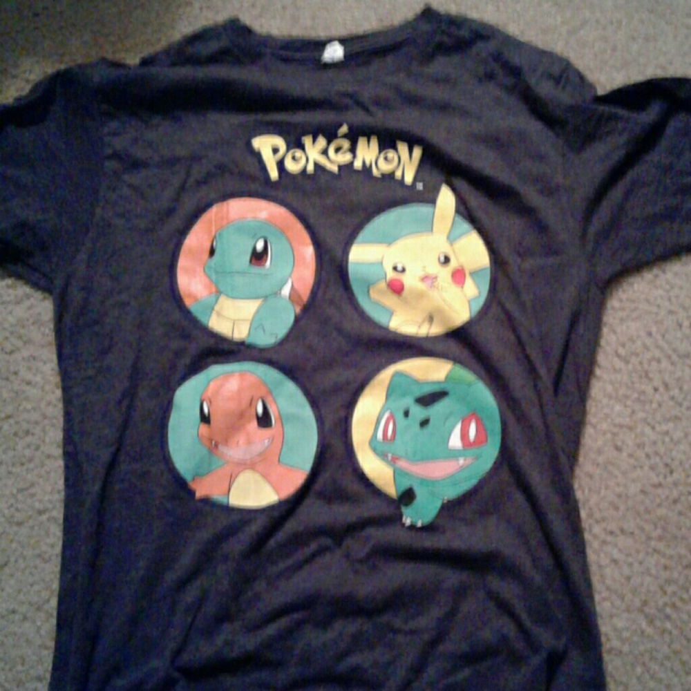 Pokemon grey t-shirt size:medium