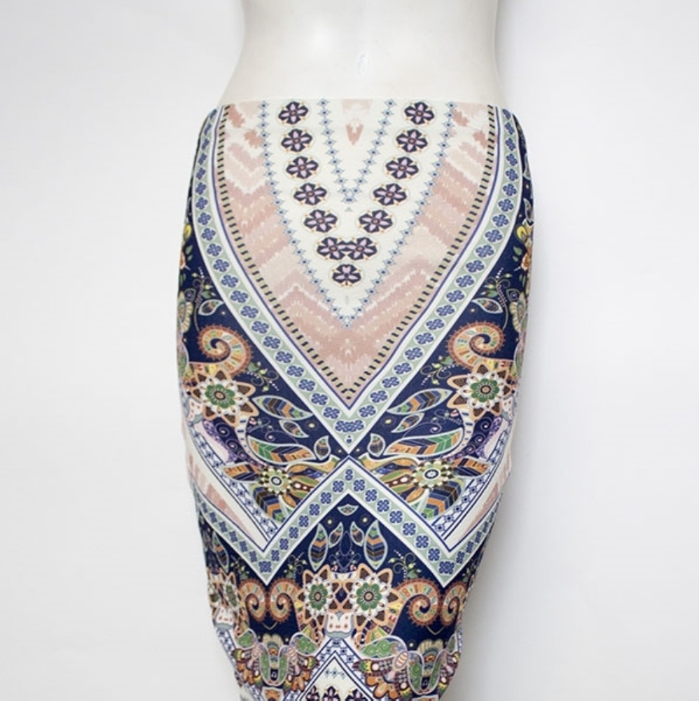 Printed Pattern Pencil Skirt - Picture 1 of 2