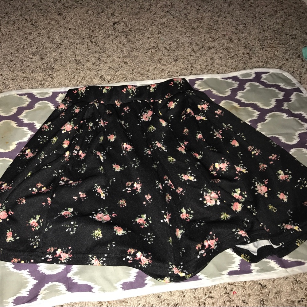 floral skirt
