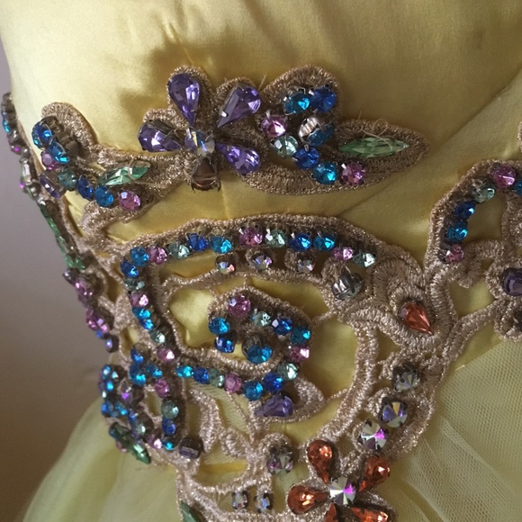 Sherri Hill prom dress - Picture 2 of 3