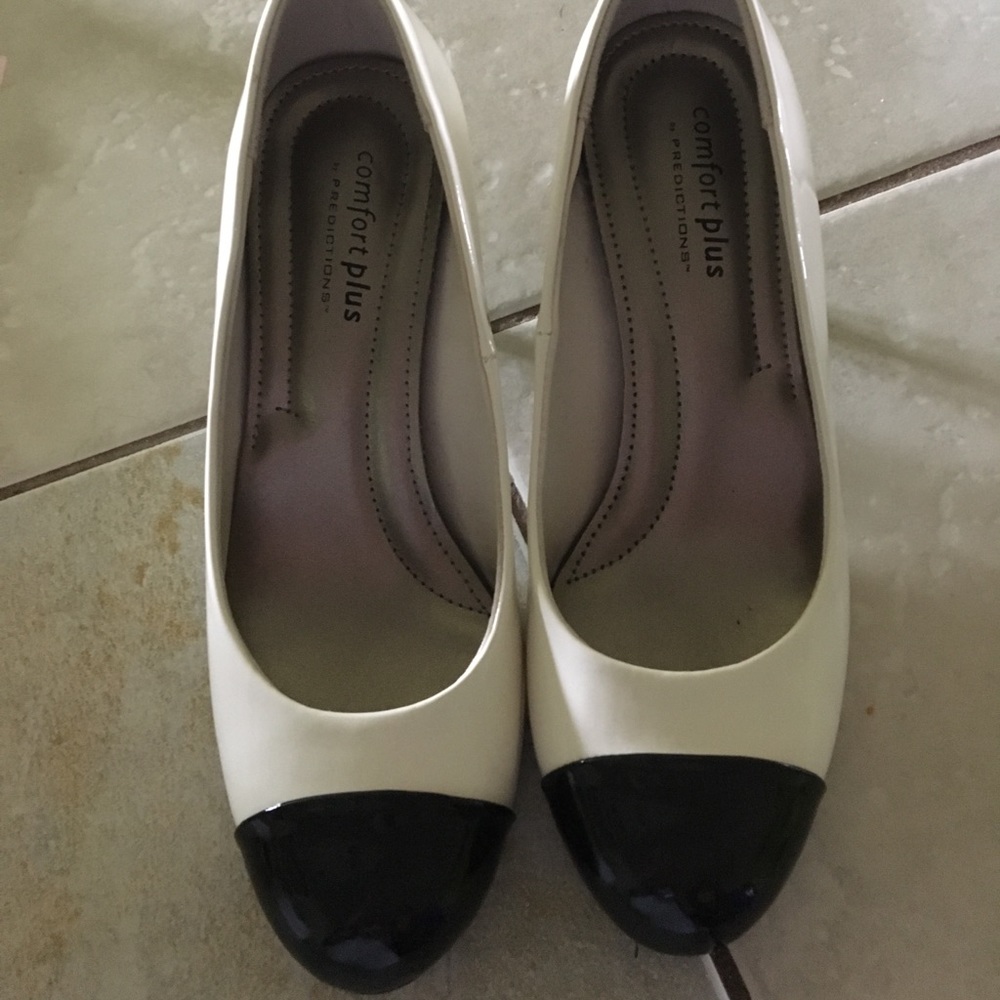 Black and cream high heel shoes